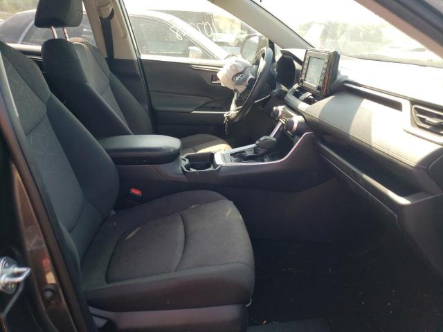 Photo 5 from auction – 2019 TOYOTA RAV4 XLE with VIN JTMW1RFV6KD035409