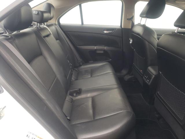 Photo 6 from auction – 2012 SUZUKI KIZASHI SX with VIN JS2RF9A71C6100041