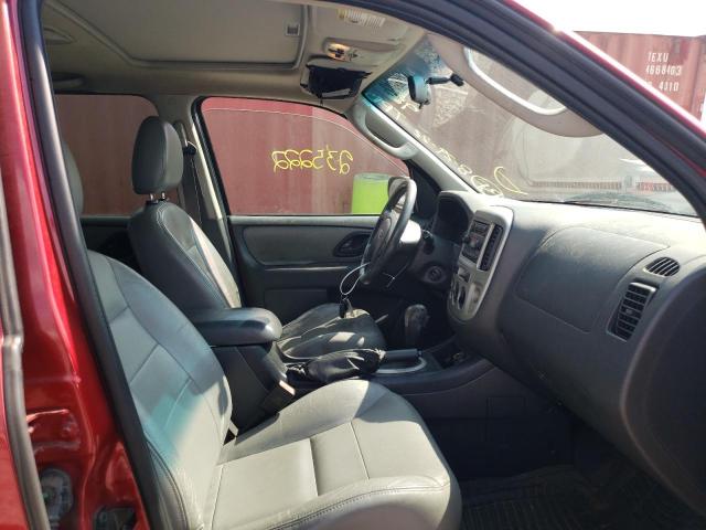 Photo 5 from auction – 2005 FORD ESCAPE XLT with VIN 1FMYU03155KB29807