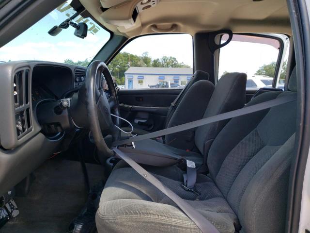 Photo 5 from auction – 2004 CHEVROLET SILVERADO with VIN 1GCHC23G04F106787