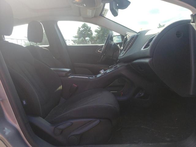 Photo 5 from auction – 2015 CHRYSLER 200 LIMITE with VIN 1C3CCCAB3FN556373