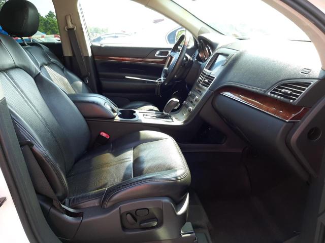 Photo 5 from auction – 2011 LINCOLN MKT with VIN 2LMHJ5AT8BBJ54933