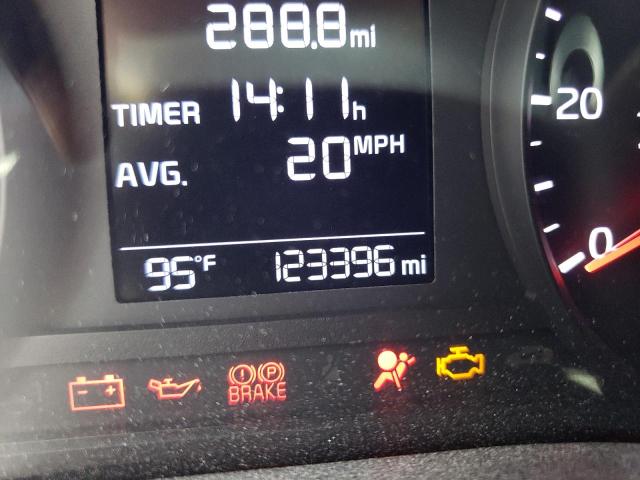 Photo 8 from auction – 2020 KIA RIO with VIN 3KPA24AD2LE284296