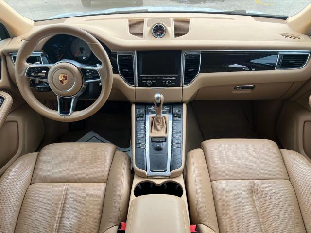 Photo 9 from auction – 2016 PORSCHE MACAN S with VIN WP1AB2A59GLB43752
