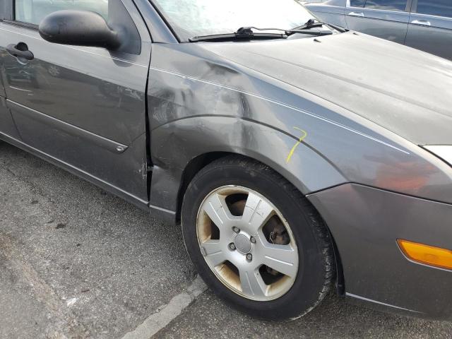 Photo 9 from auction – 2005 FORD FOCUS ZX4 with VIN 1FAFP34N75W296772