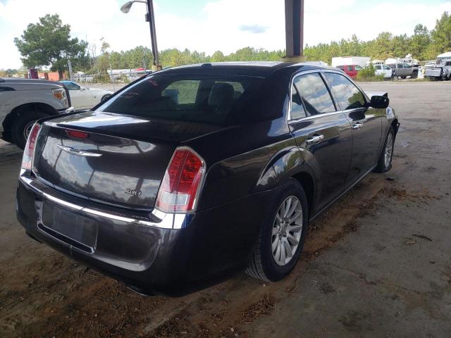 Photo 4 from auction – 2013 CHRYSLER 300 with VIN 2C3CCAAG5DH672373