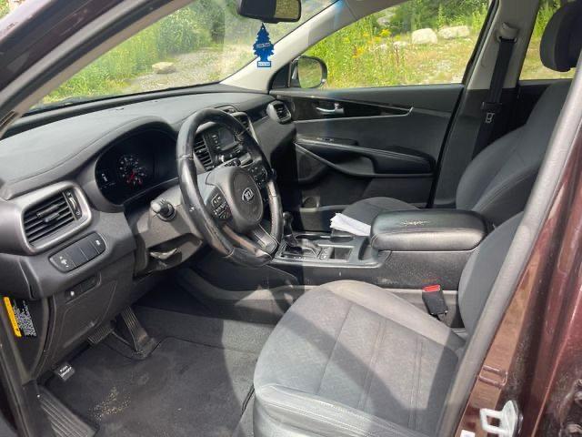 Photo 5 from auction – 2016 KIA SORENTO LX with VIN 5XYPGDA39GG027065