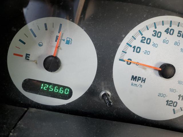 Photo 8 from auction – 2003 CHRYSLER VOYAGER with VIN 1C4GJ25B93B123502