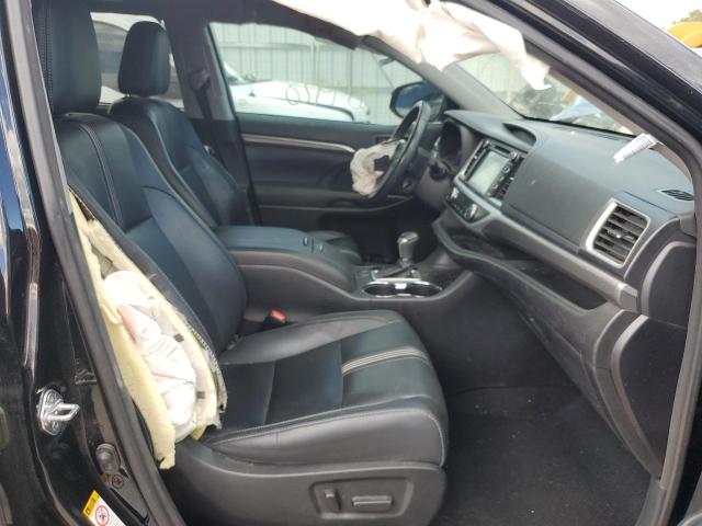 Photo 5 from auction – 2017 TOYOTA HIGHLANDER with VIN 5TDJZRFH6HS414646