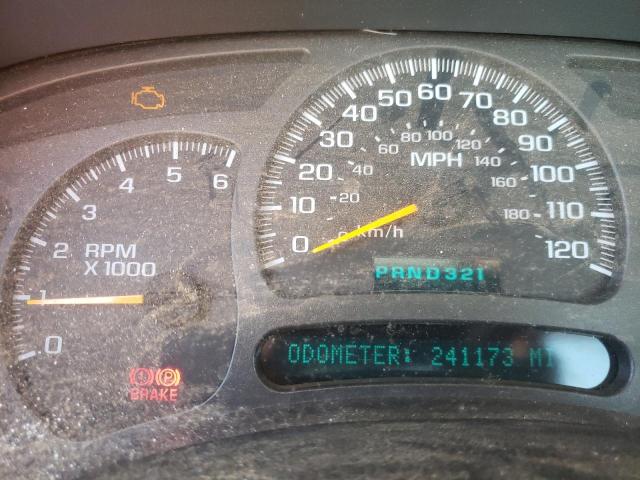 Photo 8 from auction – 2003 CHEVROLET SILVERADO with VIN 1GCEC14X53Z104736