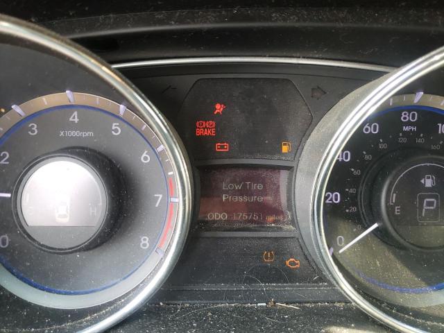 Photo 8 from auction – 2011 HYUNDAI SONATA SE with VIN 5NPEC4ACXBH049869