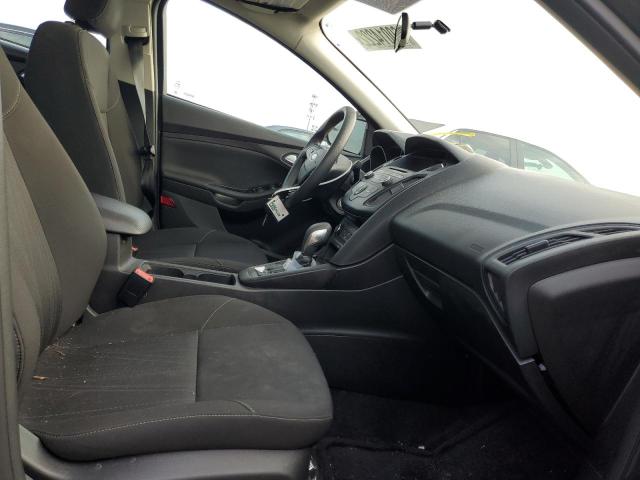 Photo 5 from auction – 2017 FORD FOCUS SE with VIN 1FADP3F20HL249423