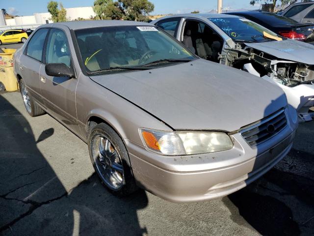 Photo 1 from auction – 2001 TOYOTA CAMRY CE with VIN 4T1BG22K01U085667