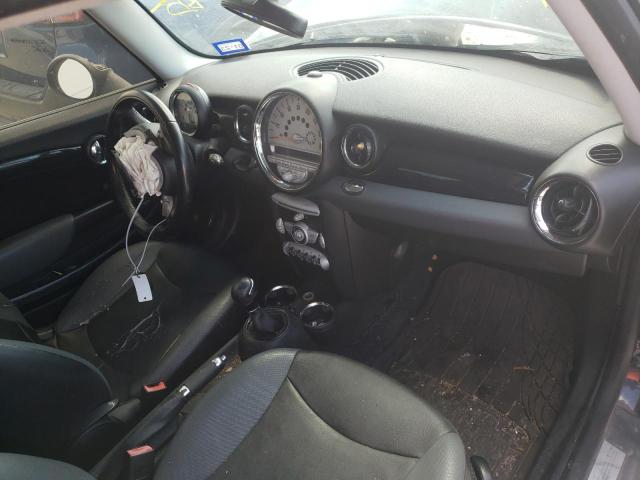 Photo 9 from auction – 2009 MINI COOPER with VIN WMWMF33569TW72940