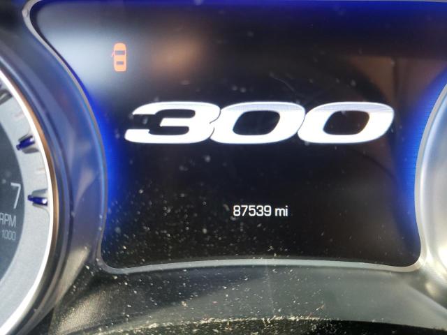 Photo 8 from auction – 2018 CHRYSLER 300 LIMITE with VIN 2C3CCAKG2JH160211