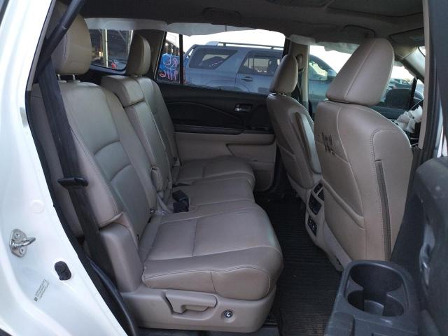 Photo 6 from auction – 2016 HONDA PILOT TOUR with VIN 5FNYF5H97GB038077