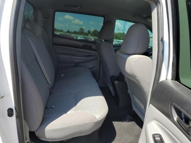 Photo 6 from auction – 2014 TOYOTA TACOMA DOU with VIN 3TMJU4GN6EM166352