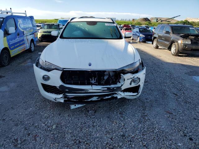 Photo 9 from auction – 2018 MASERATI LEVANTE SP with VIN ZN661XUS0JX288458