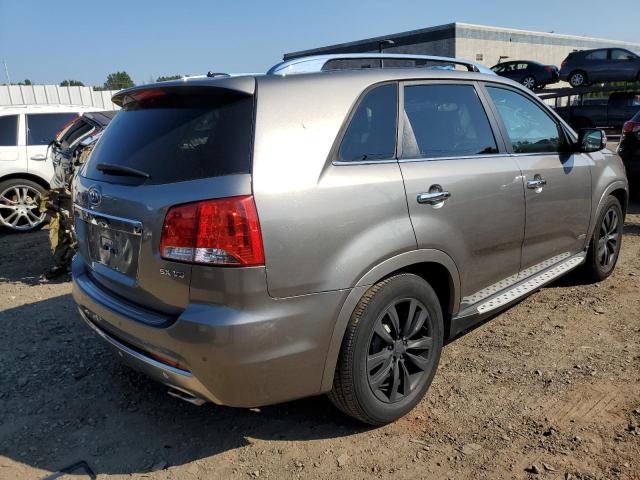 Photo 4 from auction – 2012 KIA SORENTO SX with VIN 5XYKWDA24CG308026