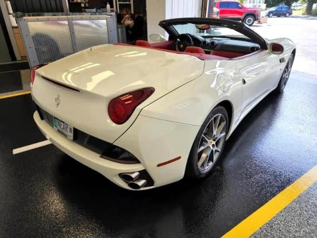 Photo 4 from auction – 2012 FERRARI CALIFORNIA with VIN ZFF65LJA4C0186085