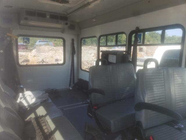 Photo 6 from auction – 2019 FORD ECONOLINE with VIN 1FDEE3FS1KDC52753