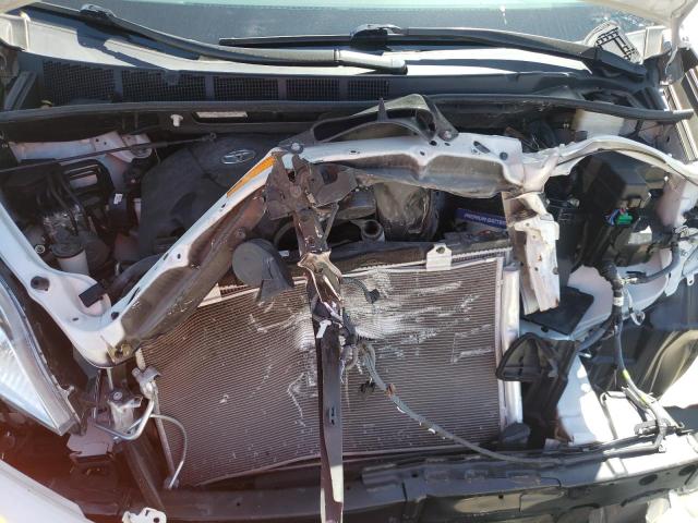 Photo 7 from auction – 2017 TOYOTA SIENNA XLE with VIN 5TDYZ3DC2HS866550