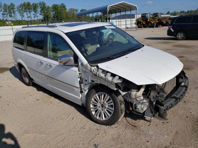 CHRYSLER TOWN & COU 2014 with VIN 2C4RC1GG1ER423609 - Photo from auction