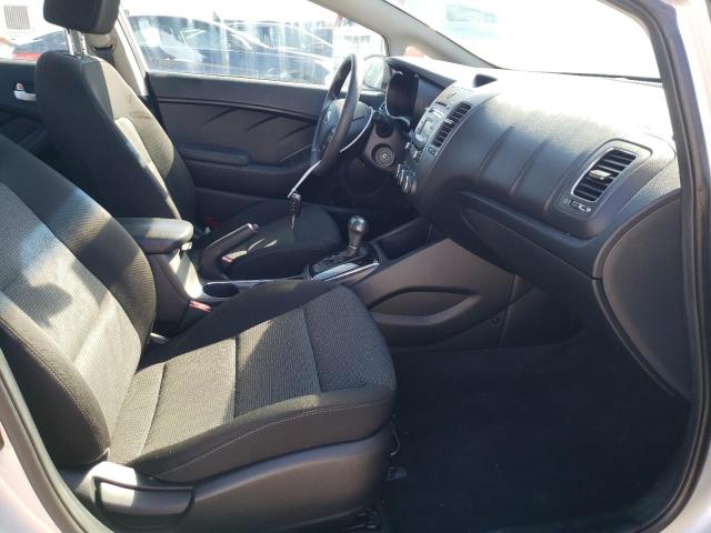 Photo 5 from auction – 2017 KIA FORTE LX with VIN 3KPFK4A73HE097253