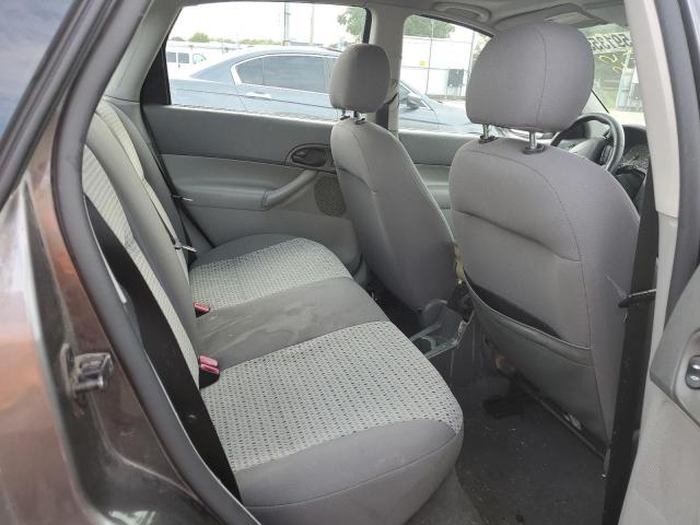 Photo 6 from auction – 2005 FORD FOCUS ZX4 with VIN 1FAFP34N75W296772