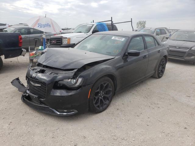 Photo 2 from auction – 2019 CHRYSLER 300 S with VIN 2C3CCABG1KH637728