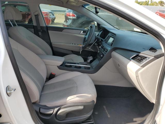 Photo 5 from auction – 2017 HYUNDAI SONATA SE with VIN 5NPE24AF0HH577409