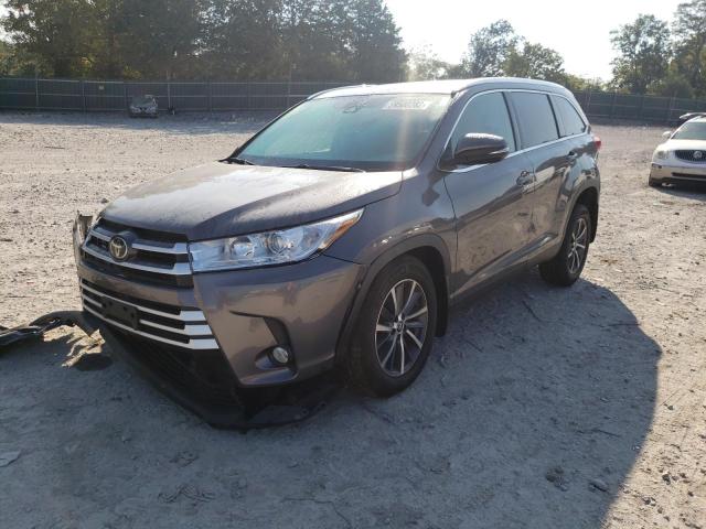 Photo 2 from auction – 2019 TOYOTA HIGHLANDER with VIN 5TDJZRFH5KS704030