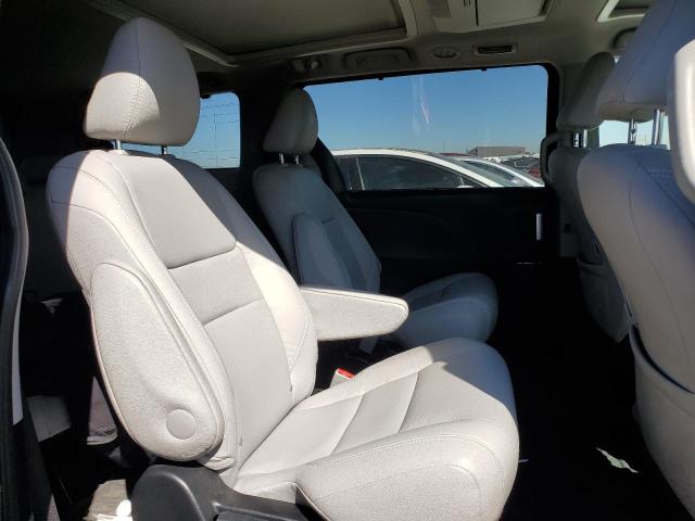 Photo 6 from auction – 2017 TOYOTA SIENNA XLE with VIN 5TDDZ3DC3HS188048