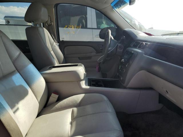 Photo 5 from auction – 2010 CHEVROLET AVALANCHE with VIN 3GNVKFE07AG223541