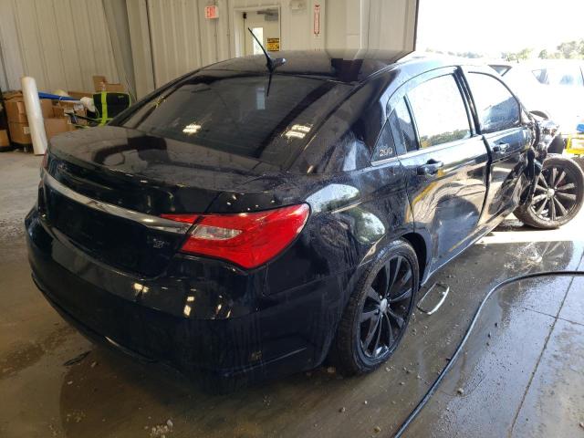 Photo 4 from auction – 2013 CHRYSLER 200 LIMITE with VIN 1C3CCBCG3DN676674
