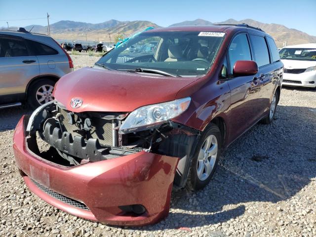Photo 2 from auction – 2015 TOYOTA SIENNA LE with VIN 5TDKK3DCXFS615427