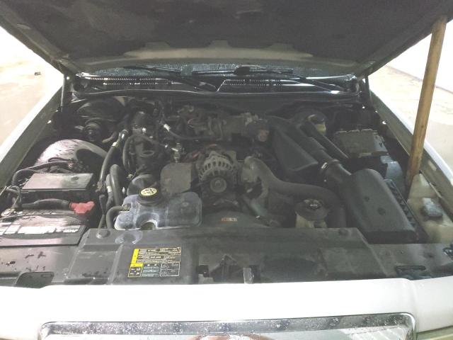 Photo 7 from auction – 2005 MERCURY GRAND MARQ with VIN 2MEFM74W15X666670