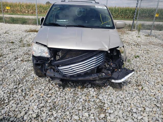 Photo 9 from auction – 2013 CHRYSLER TOWN & COU with VIN 2C4RC1BG0DR659805