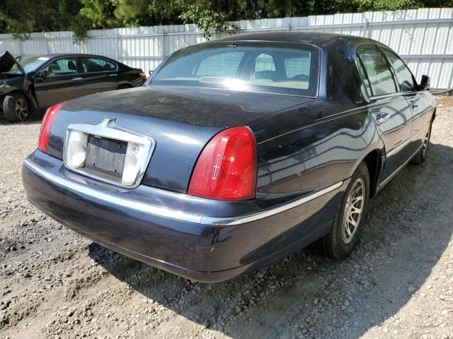 Photo 4 from auction – 2000 LINCOLN TOWN CAR S with VIN 1LNHM82W5YY856829