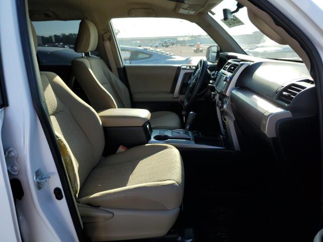 Photo 5 from auction – 2019 TOYOTA 4RUNNER SR with VIN JTEZU5JR2K5211935