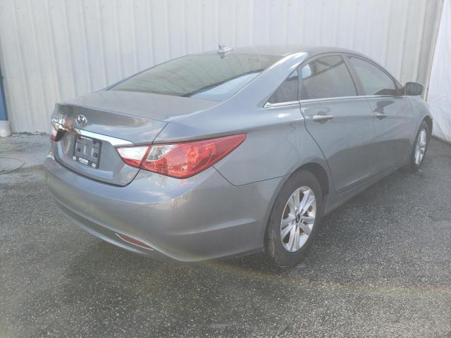 Photo 4 from auction – 2013 HYUNDAI SONATA GLS with VIN 5NPEB4AC7DH718475