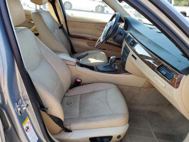 Photo 5 from auction – 2006 BMW 325 I with VIN WBAVB13506KR62810