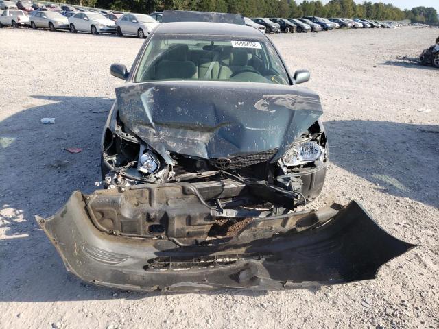 Photo 9 from auction – 2003 TOYOTA CAMRY LE with VIN 4T1BE32K03U680954