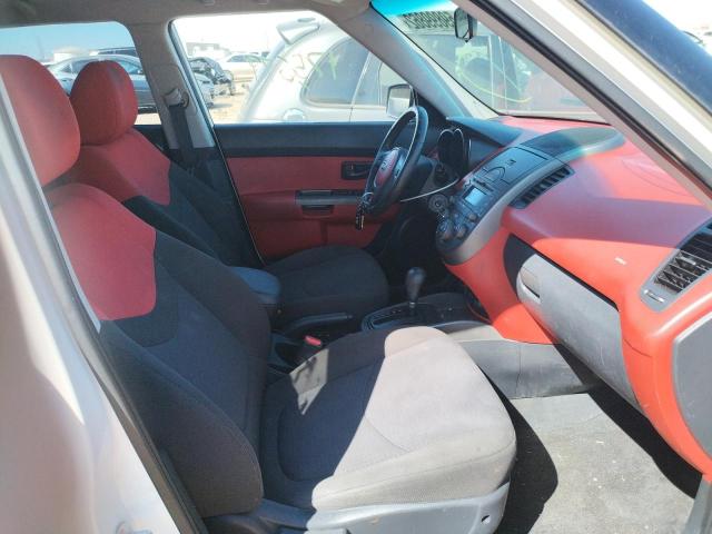 Photo 5 from auction – 2010 KIA SOUL + with VIN KNDJT2A20A7040207