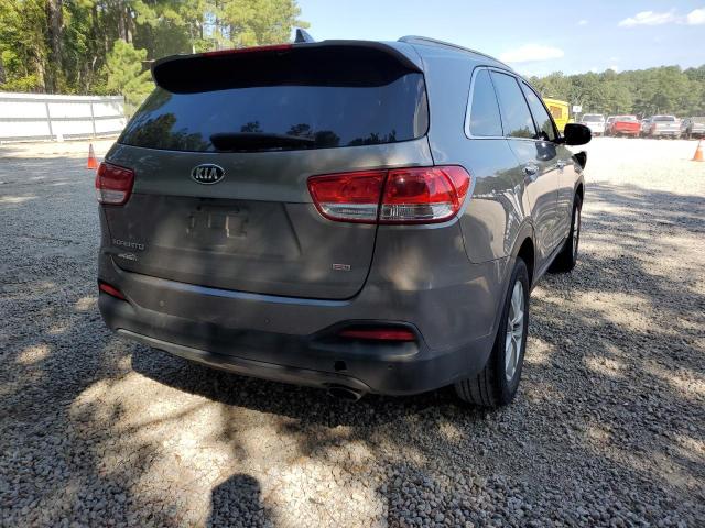 Photo 4 from auction – 2017 KIA SORENTO LX with VIN 5XYPG4A31HG205181