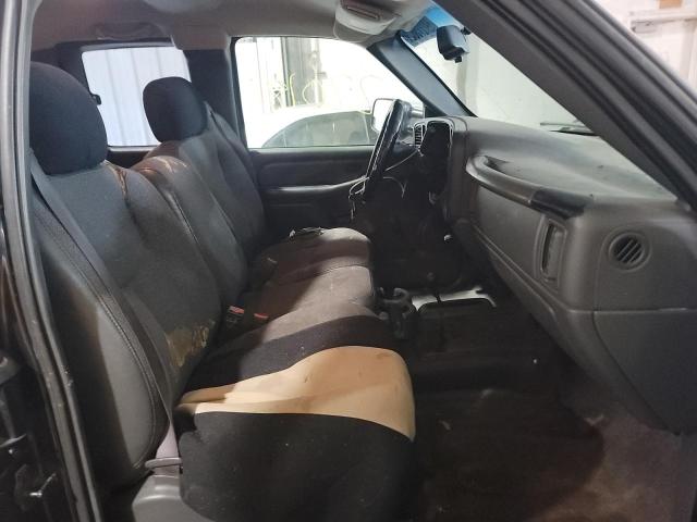 Photo 5 from auction – 2003 CHEVROLET SILVERADO with VIN 2GCEK19V031258659