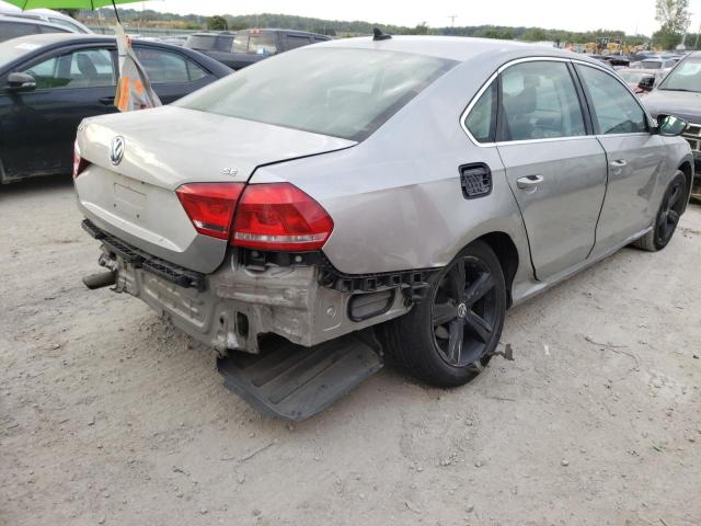 Photo 9 from auction – 2012 VOLKSWAGEN PASSAT SE with VIN 1VWBP7A32CC040182