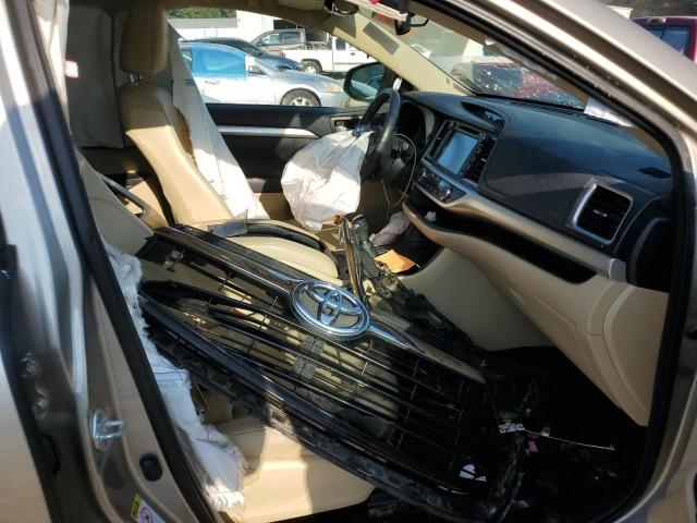 Photo 5 from auction – 2016 TOYOTA HIGHLANDER with VIN 5TDKKRFH3GS505056