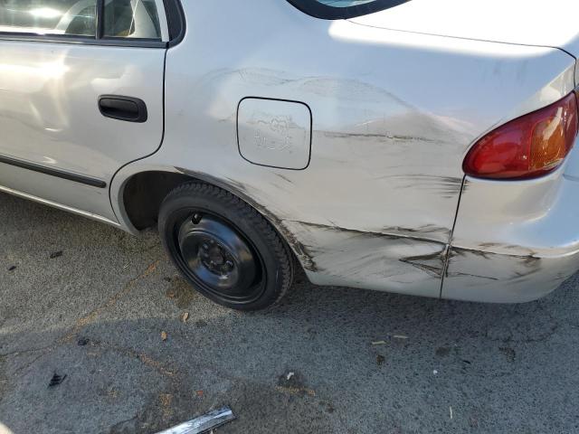 Photo 9 from auction – 2000 TOYOTA COROLLA VE with VIN 1NXBR12E1YZ417026