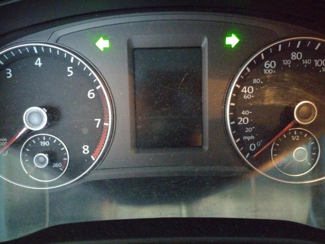 Photo 8 from auction – 2015 VOLKSWAGEN PASSAT S with VIN 1VWAT7A34FC010970